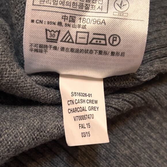 Gap Cotton Cashmere Crew Neck Sweater Men's Size Medium Charcoal Gray V Inset - Picture 7 of 8